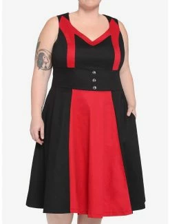 Boxlunch Her Universe Marvel WandaVision Scarlet Witch Women's Plus Size Dress